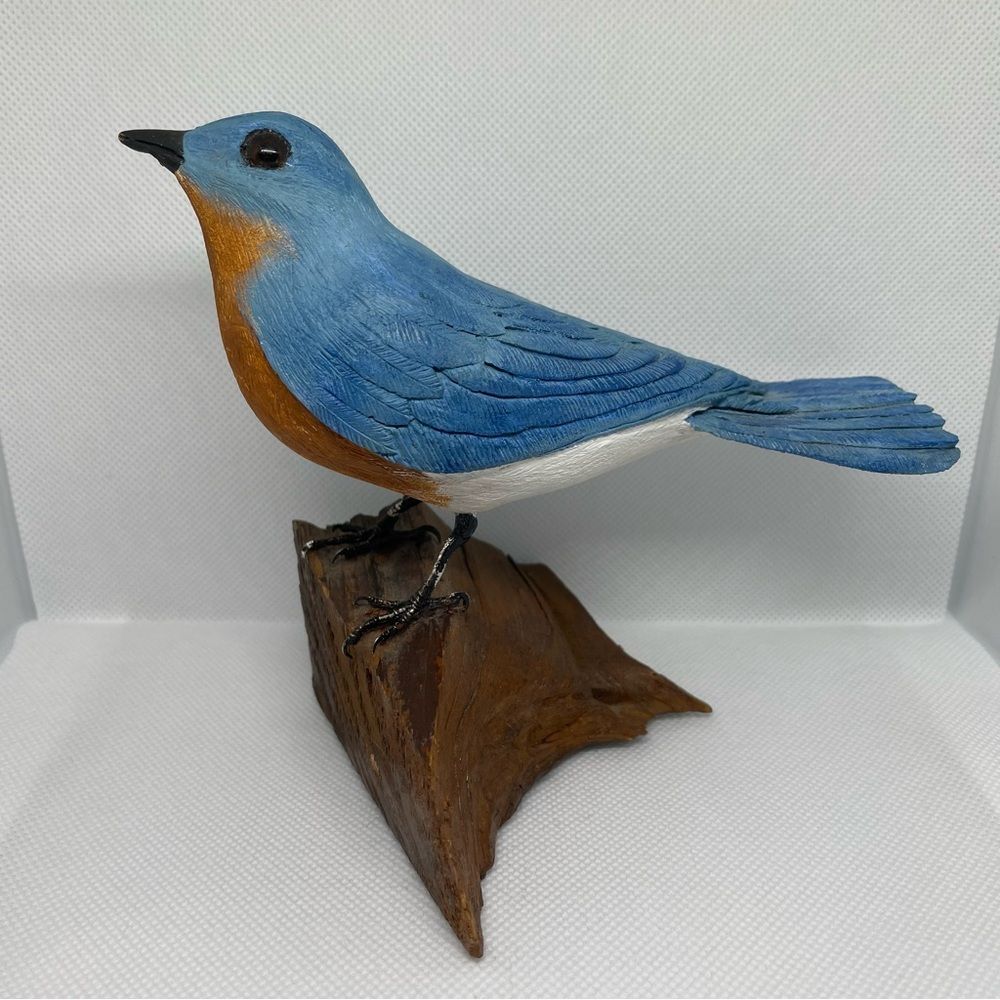 Eastern Bluebird D Beck '88 Life Size Hand-Carved Wooden Bird Folk Art Sculpture